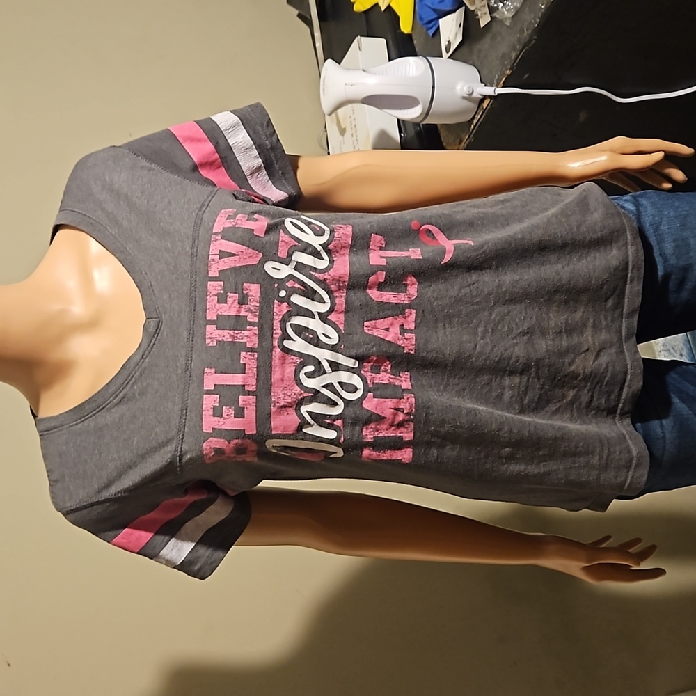 Grey Susan g Komen Breast Cancer 🎀  T